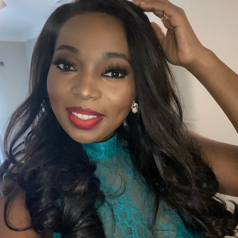 Meet your Posher, Nina